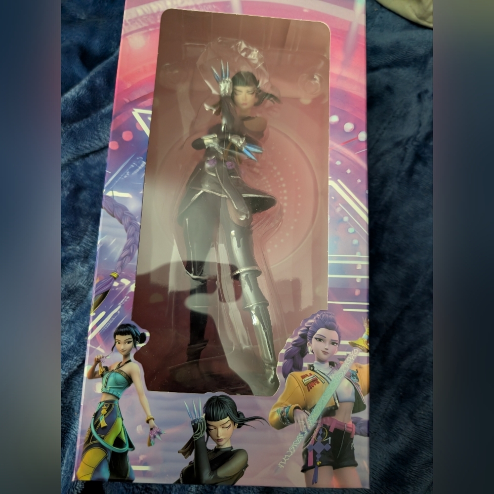 K-pop Demon Hunters Zoey Collector Doll